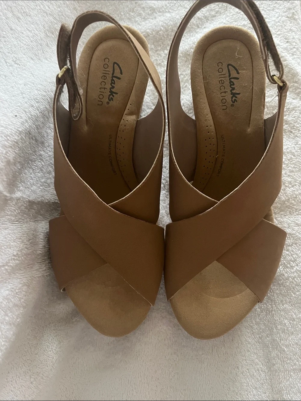 Clarks stylish crisscross