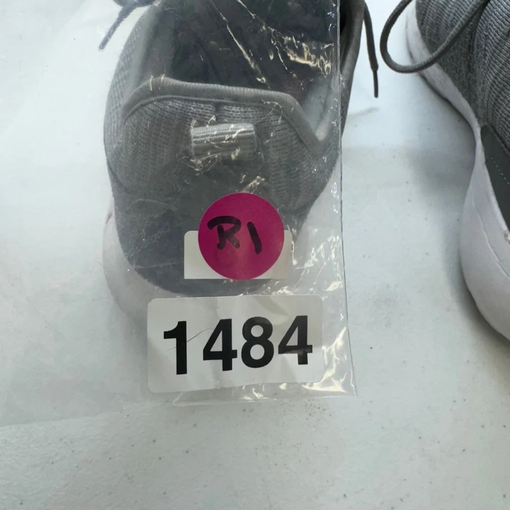 Levis pre owned