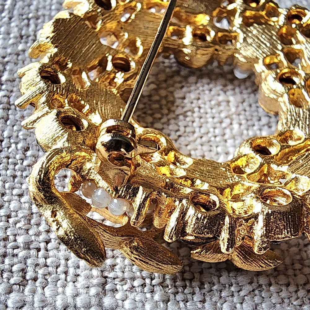 Vintage Gold and Purple Floral Brooch with Circular Design