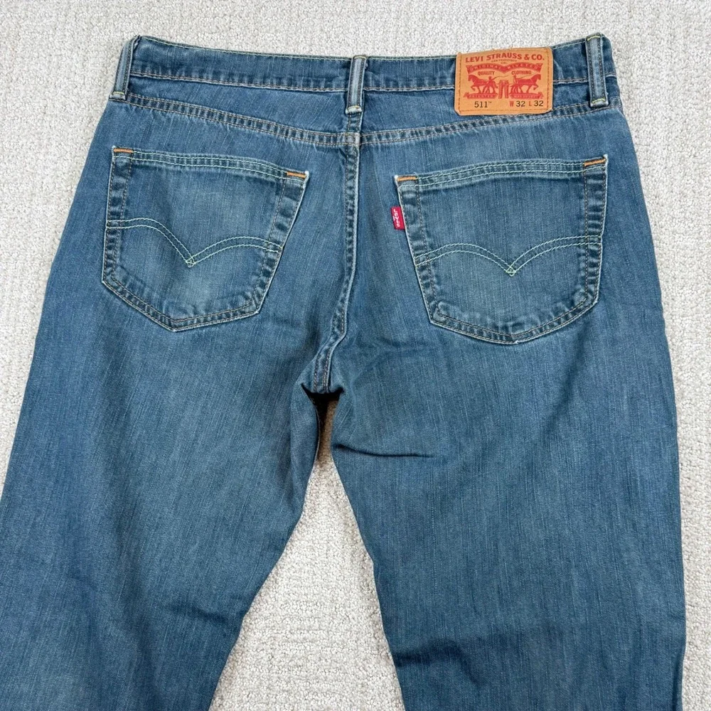 Levis item good