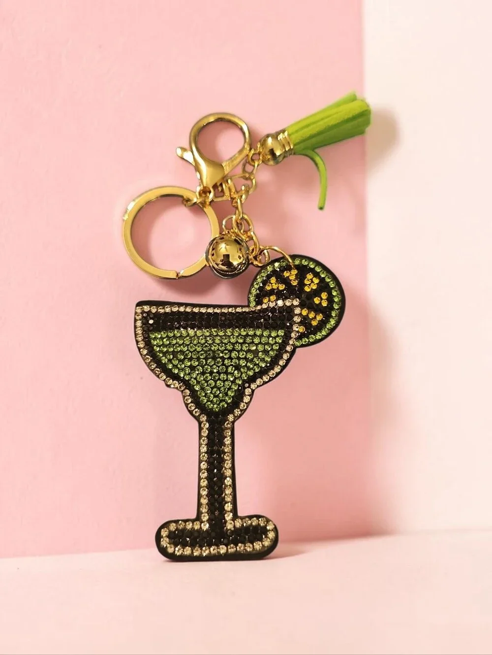 SASSIFIED  BOUTIQUE NWT Green Margarita Glass Crystal Keychain with Tassel