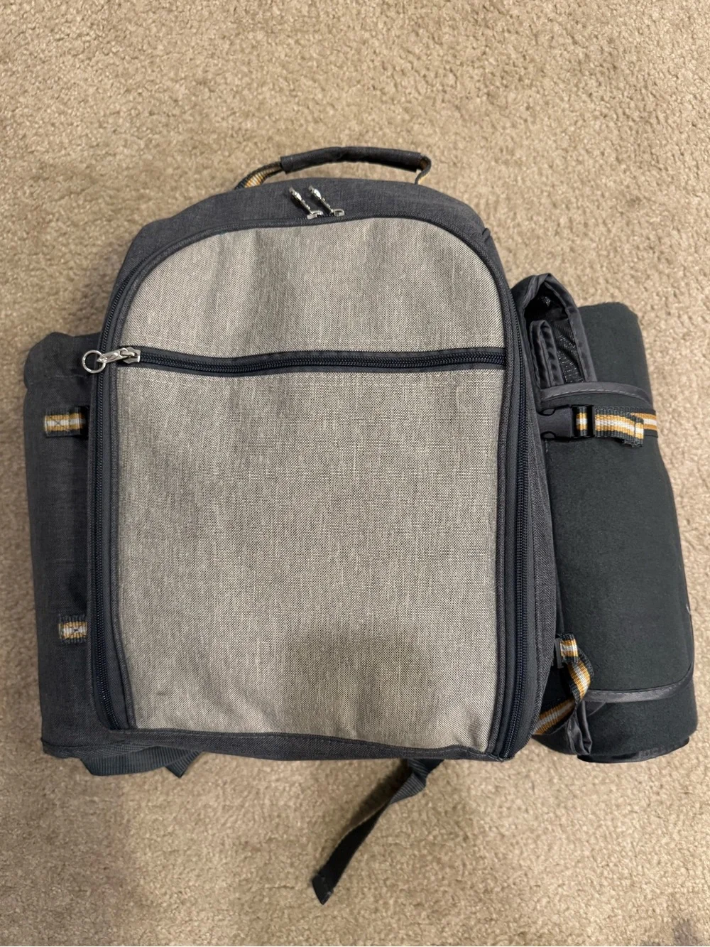 Gray Picnic Kit Backpack with Organizer Pouch
