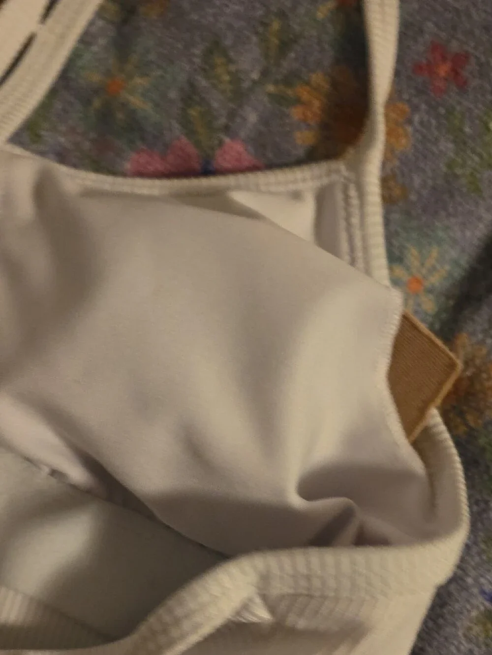 ALO Yoga stretchy ribbed comfortable
