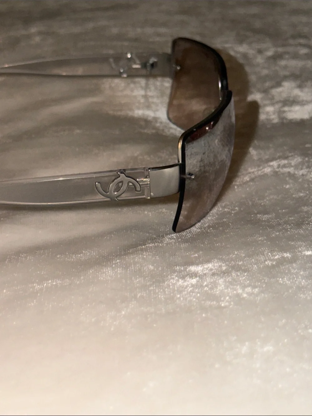 CHANEL Vintage Y2K Transparent Silver Reflective Rimless Sunglasses 4107-B
