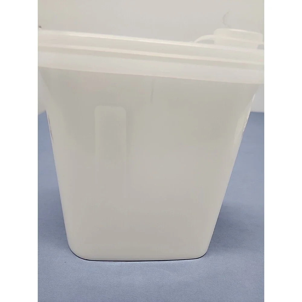 Tupperware vintage qt