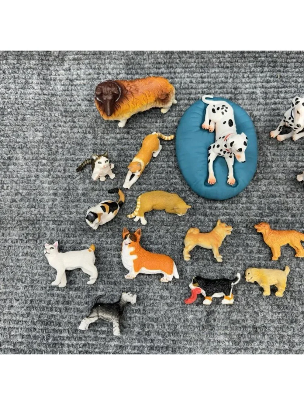 Keenway vintage dog