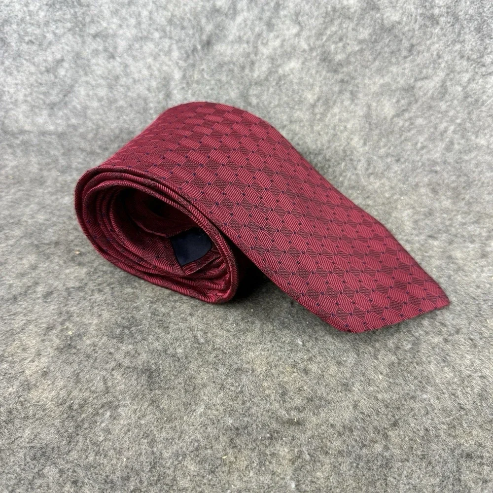 Brooks Brothers Red  Blue Square Tie Made In USA 100% Silk Geometric Classic