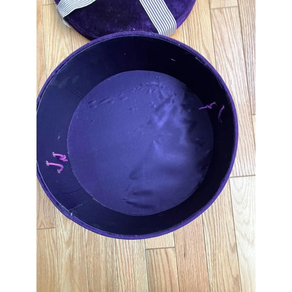 The Unbranded Brand round velvet