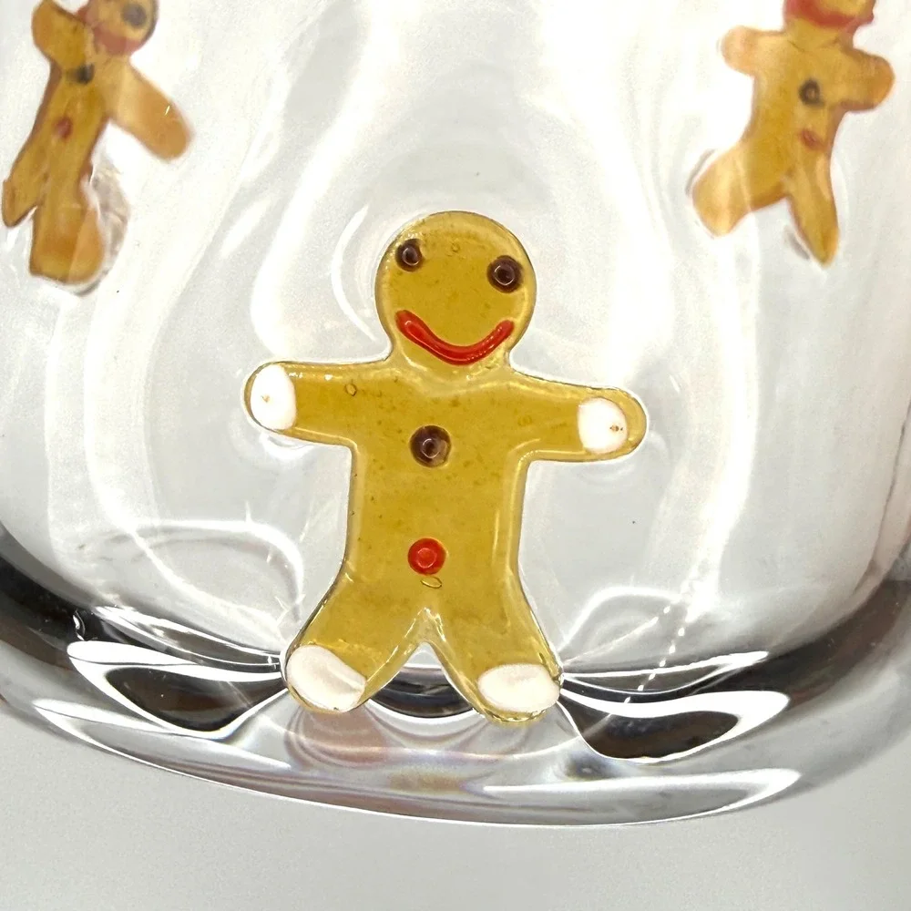 Handblown Clear Glass Tumbler with 3D‎ Gingerbread Man Figurines Holiday 4.75in