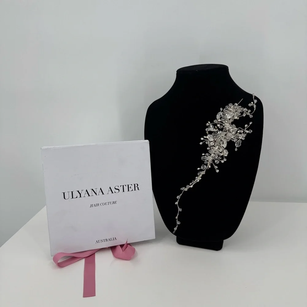 Ulyana Aster fit needs adjustable