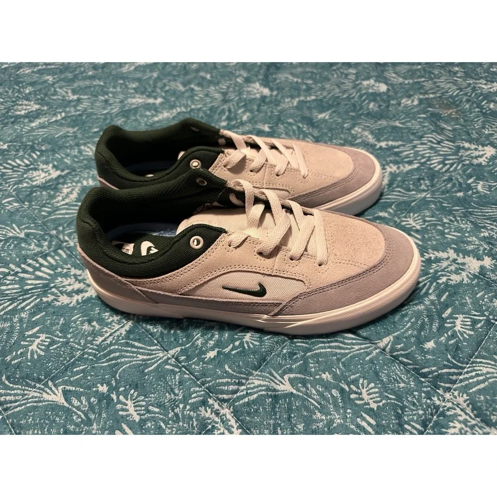 Nike SB Malor Shoes Men's‎ Size 6 Platinum Tint (green/gray)