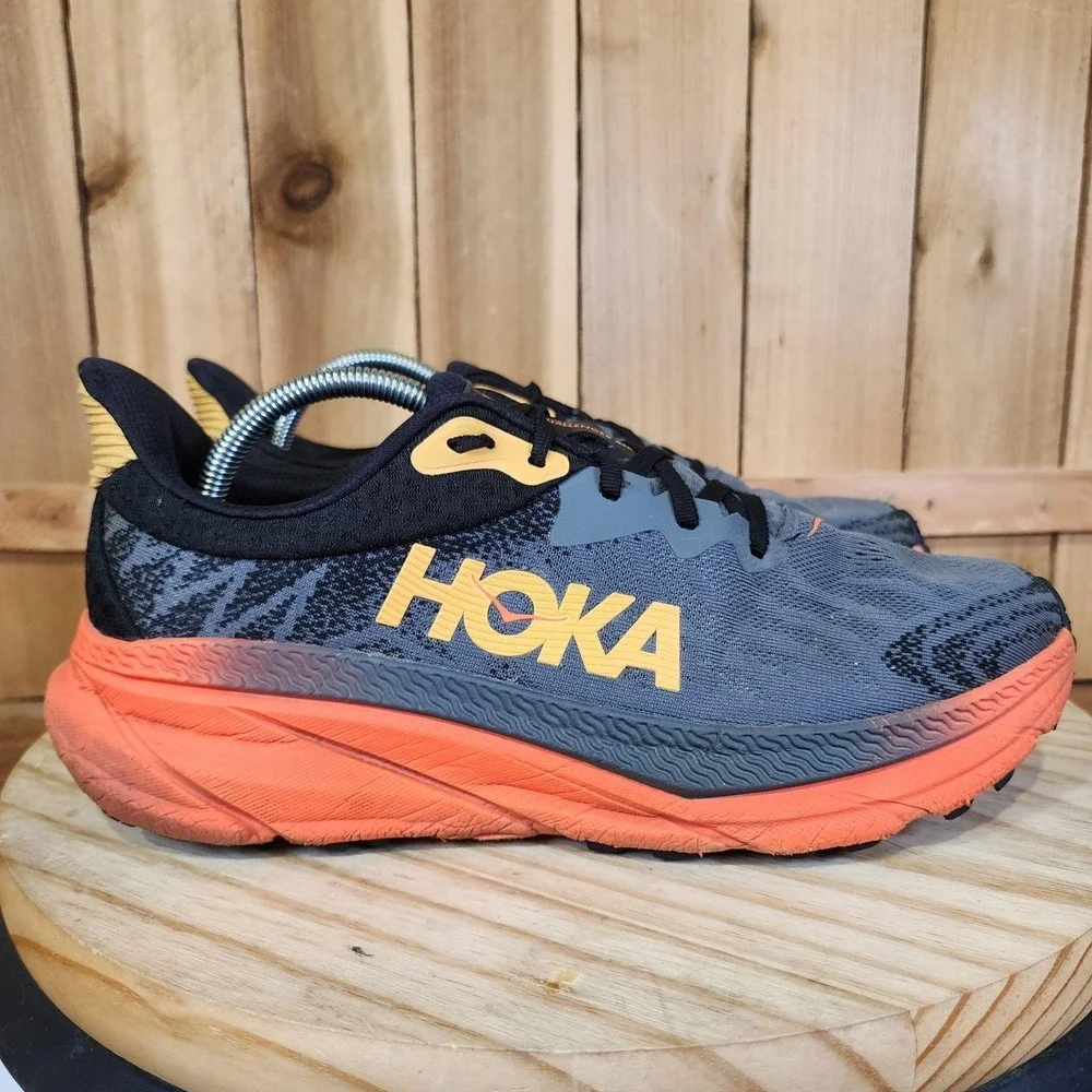 Hoka One One hoka one