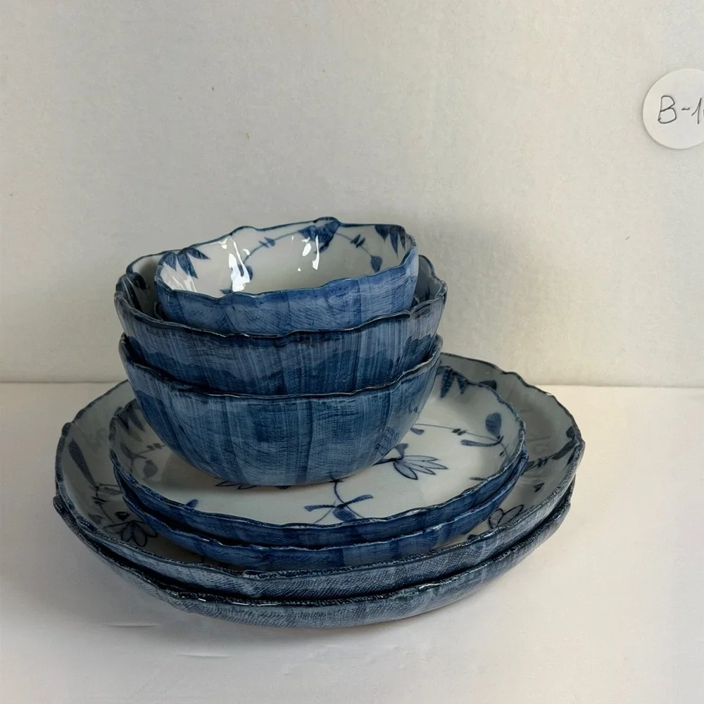 The Unbranded Brand beautiful blue