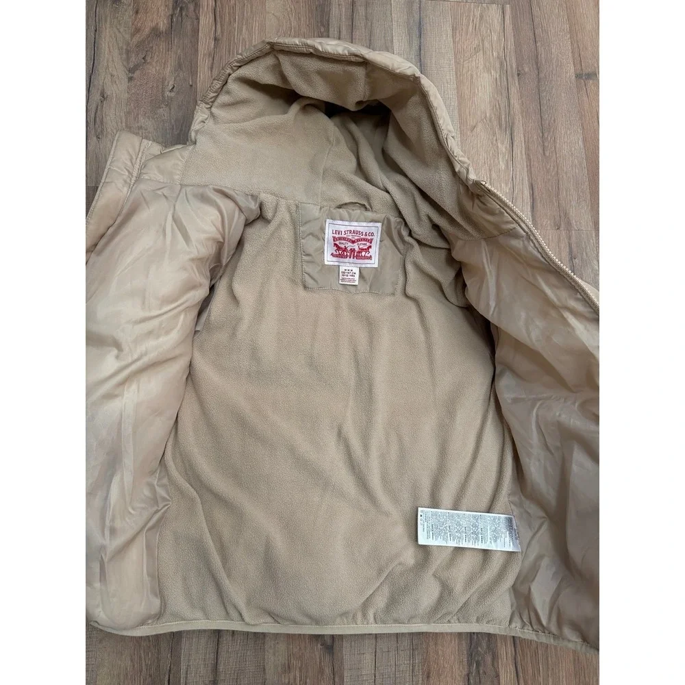 Levis levi youth