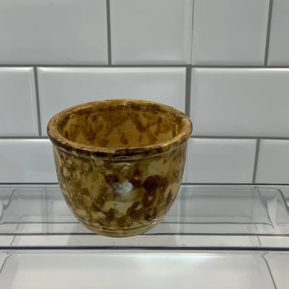 Unbranded small stoneware