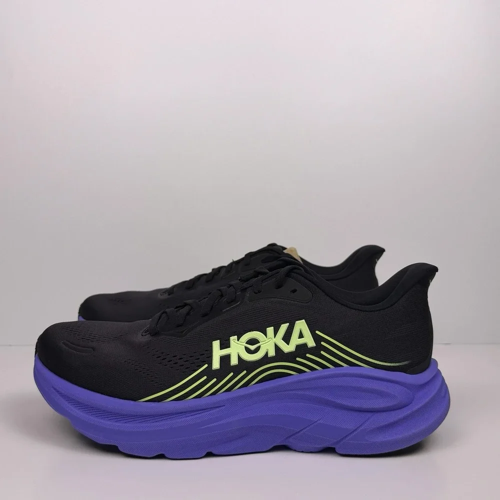 Hoka One One sample have