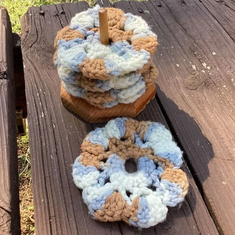 Handmade Crochet Coasters Set‎ Floral Design Wood Holder Blue Brown Cream VTG