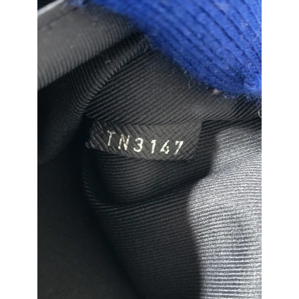 Louis Vuitton this authentic