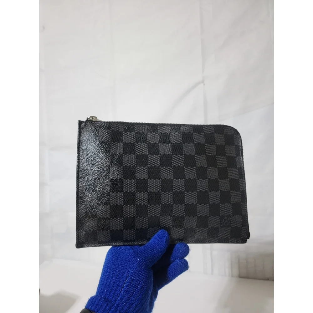 Louis Vuitton this authentic