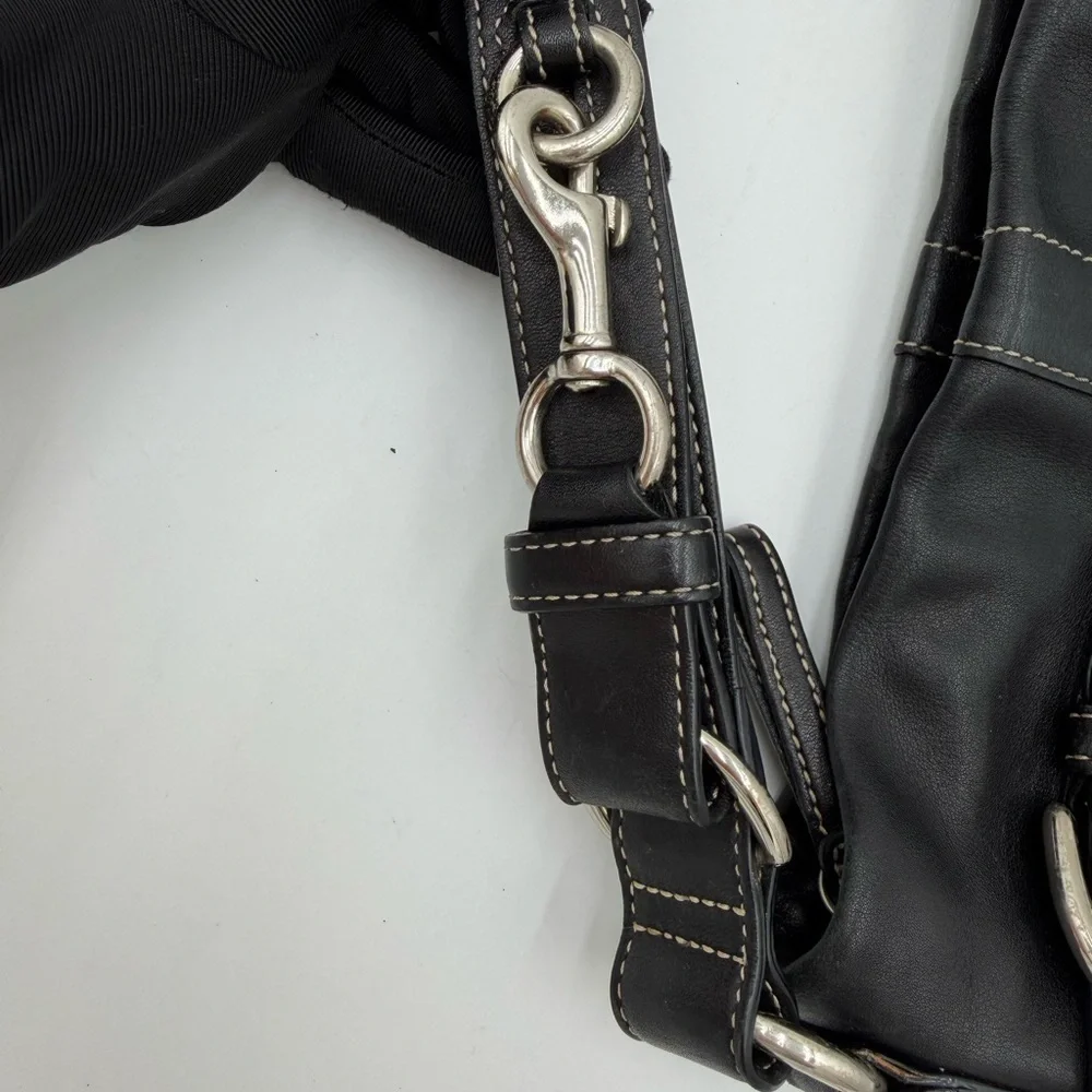 Coach authentic soho