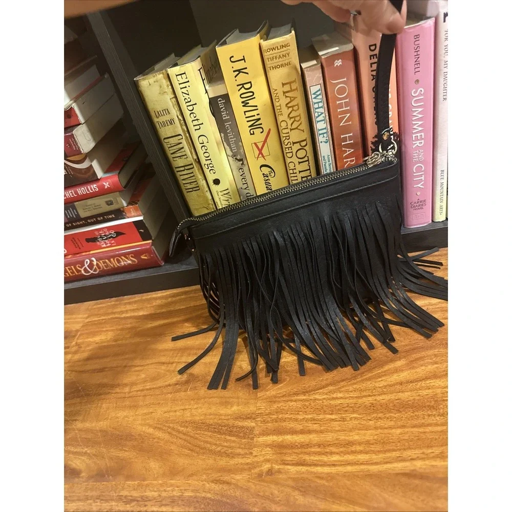 The Unbranded Brand fringe western