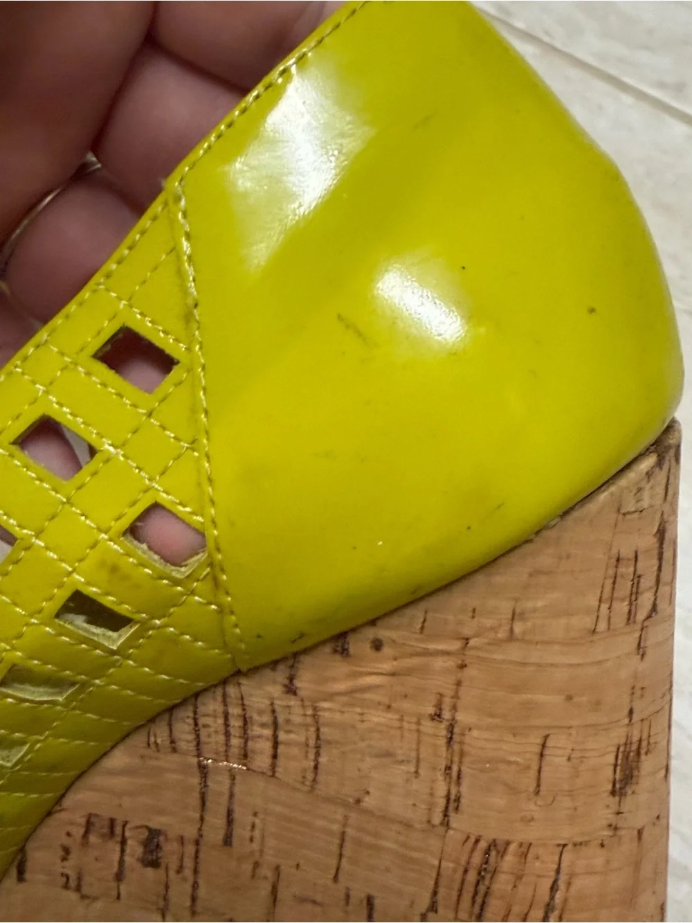 Jessica Simpson stylish lime