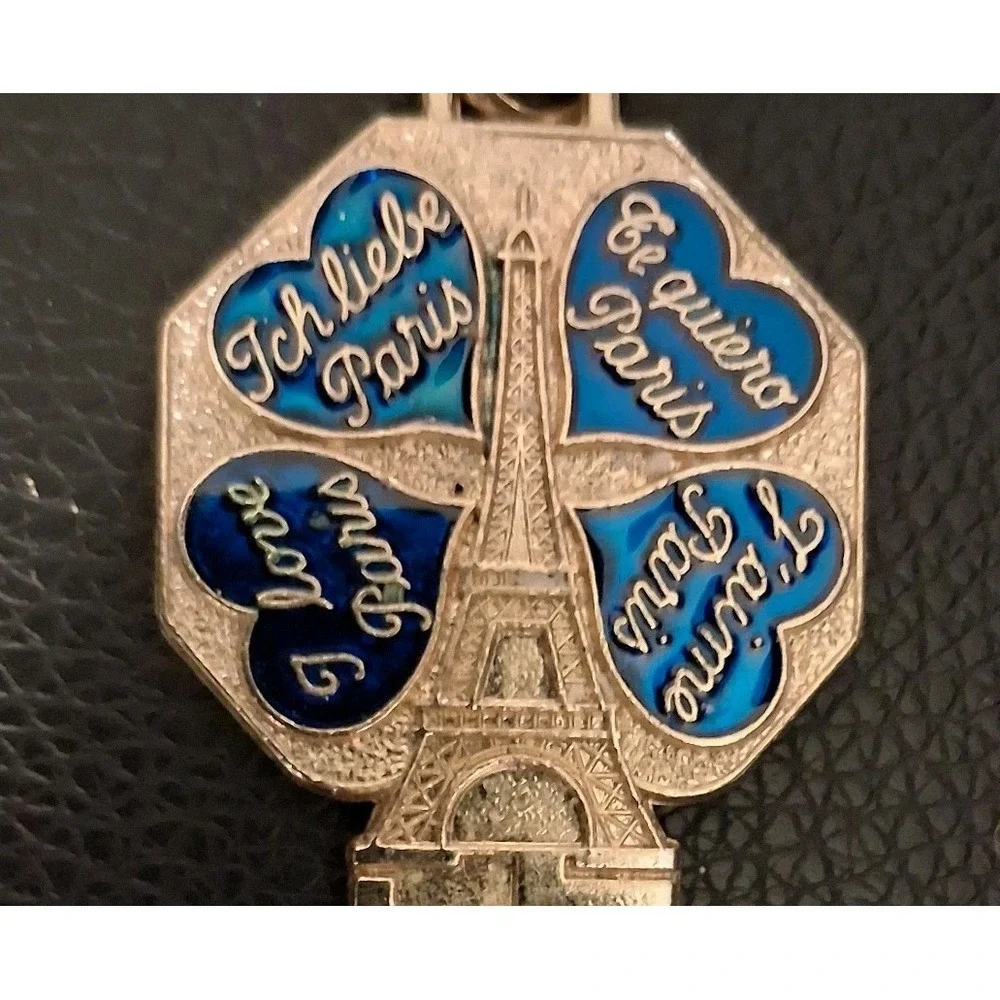 Vintage Paris France Keychain Metal Bag Charm Red Blue Key RARE‎ HTF