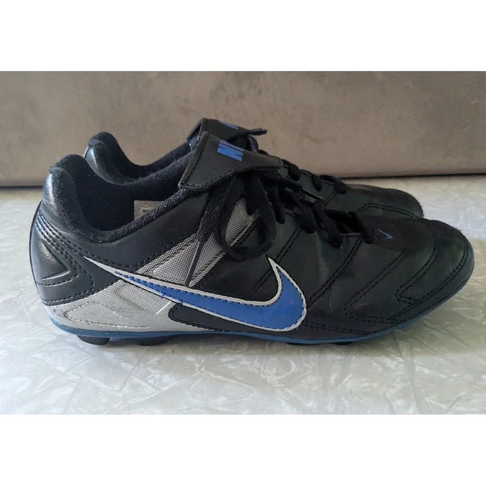 Nike tiempo soccer