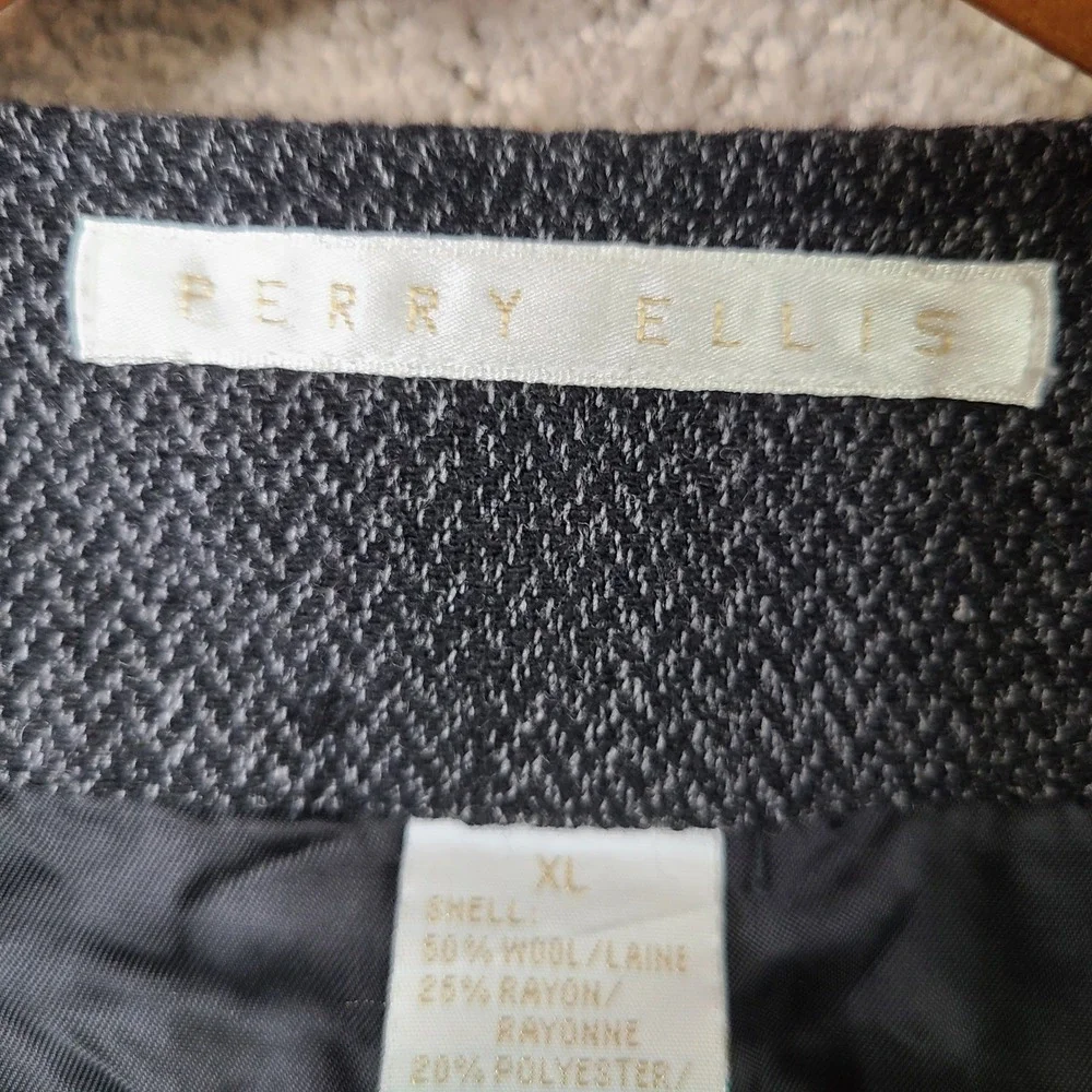Perry Ellis thanks looking