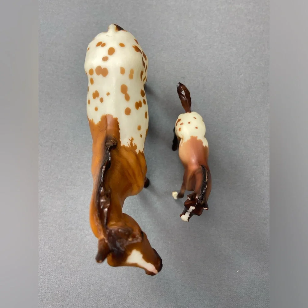Breyer molding mares