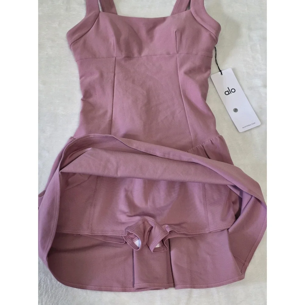 ALO Yoga rose yoga