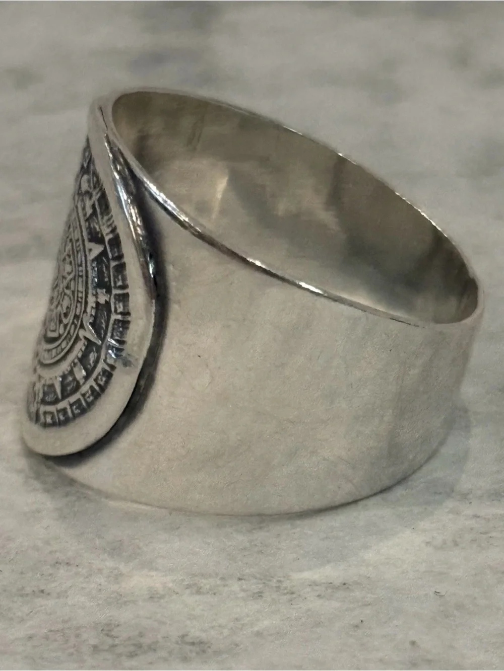 N/A bold silver