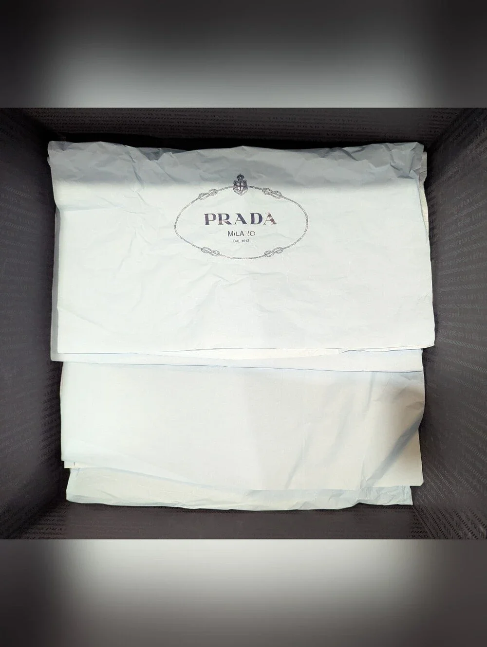 Prada 17x17x8 minor