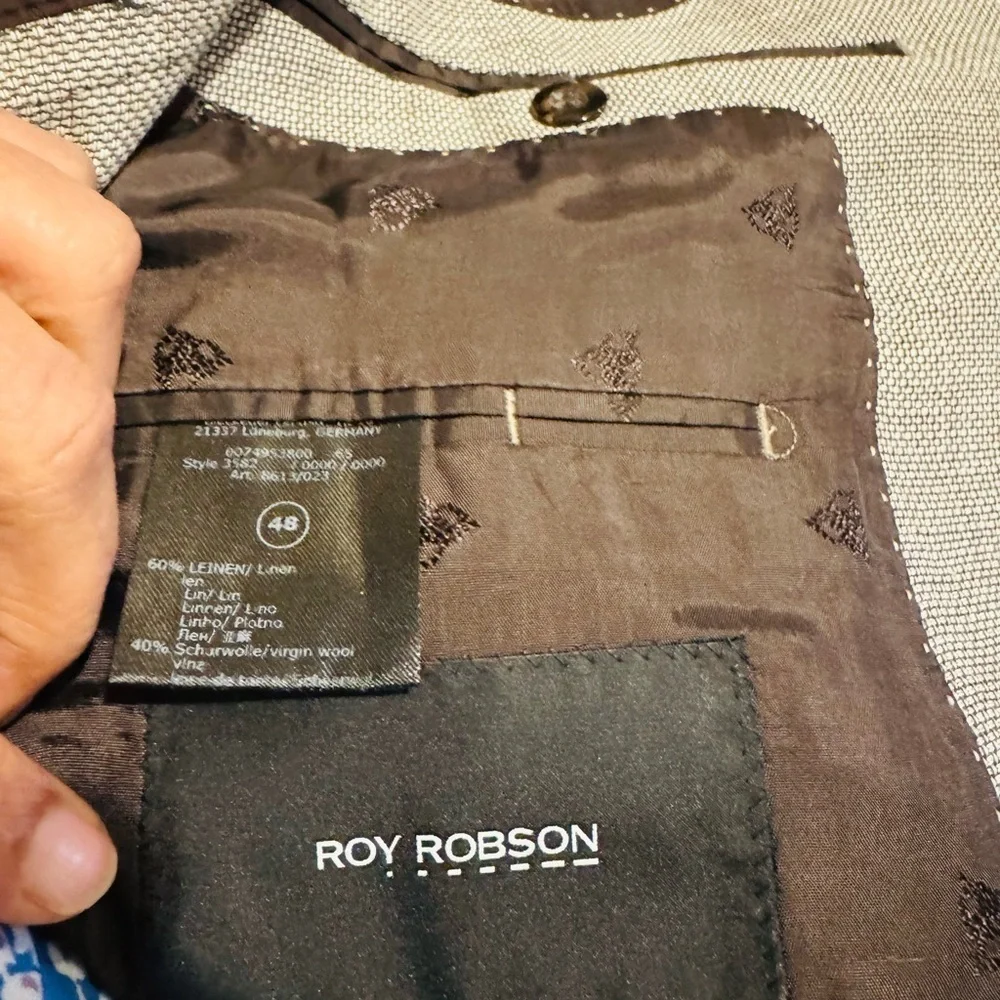 roy robson new tags