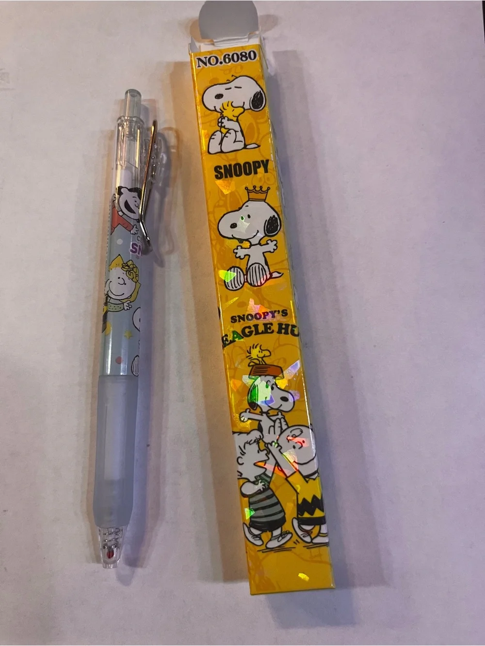 Peanuts snoopy character