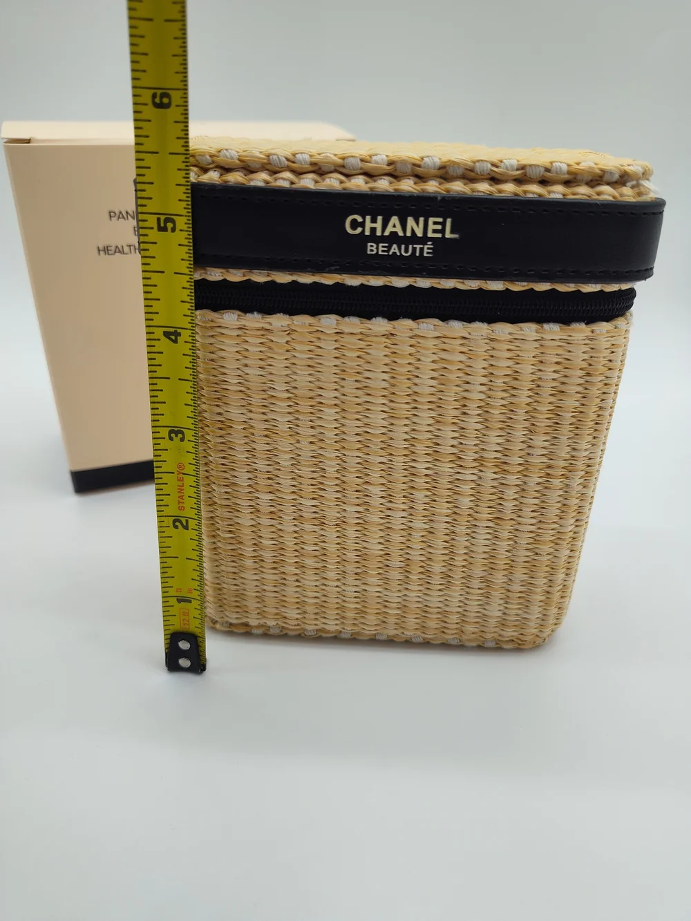 CHANEL summer beauty