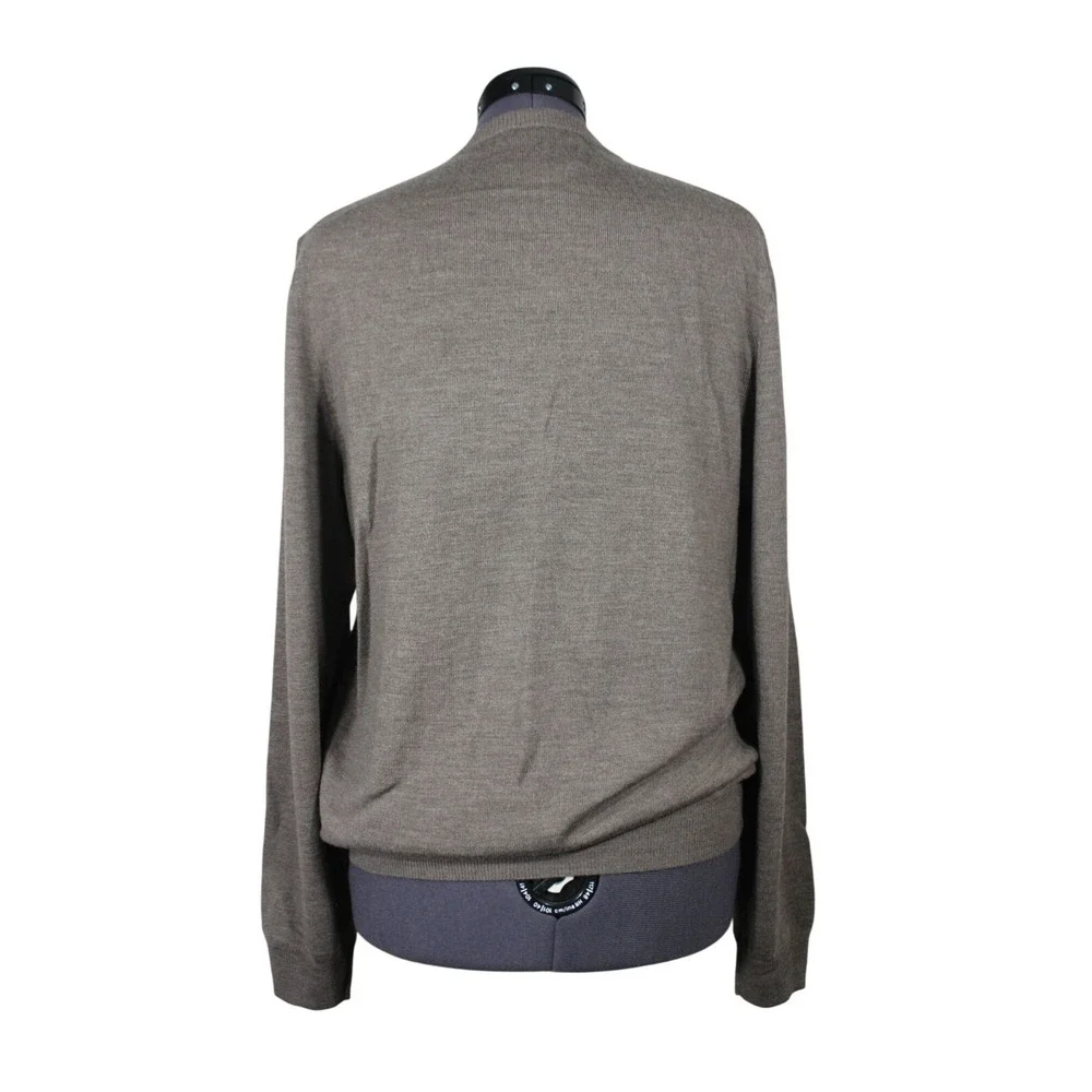 Joseph Abboud color well out