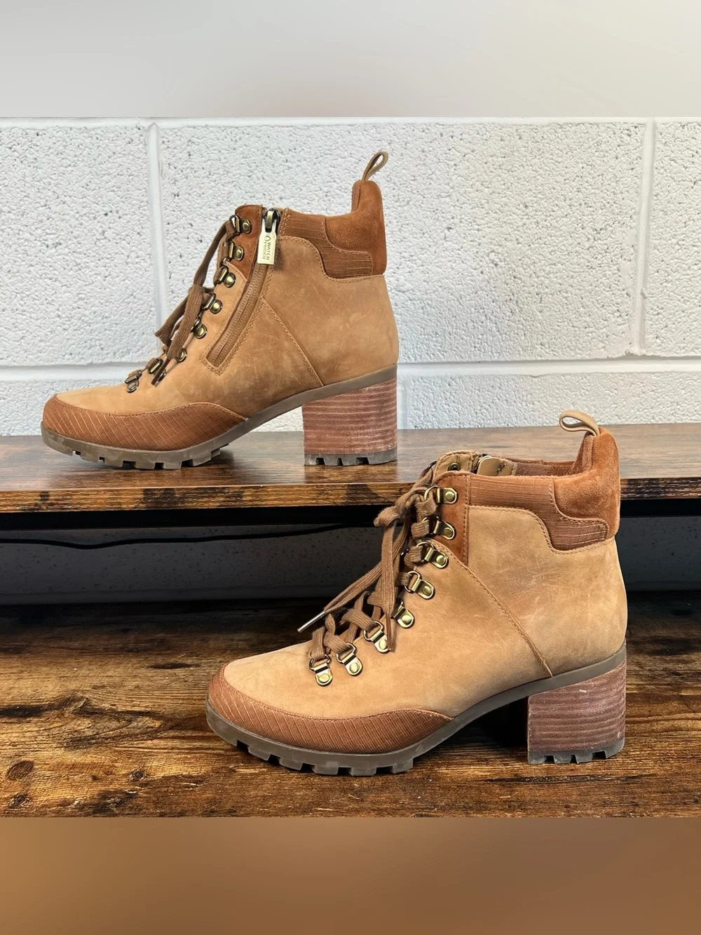 Vionic Spencer Boots Tan Chunky Waterproof Leather Hiker Combat Ankle Zip 8.5