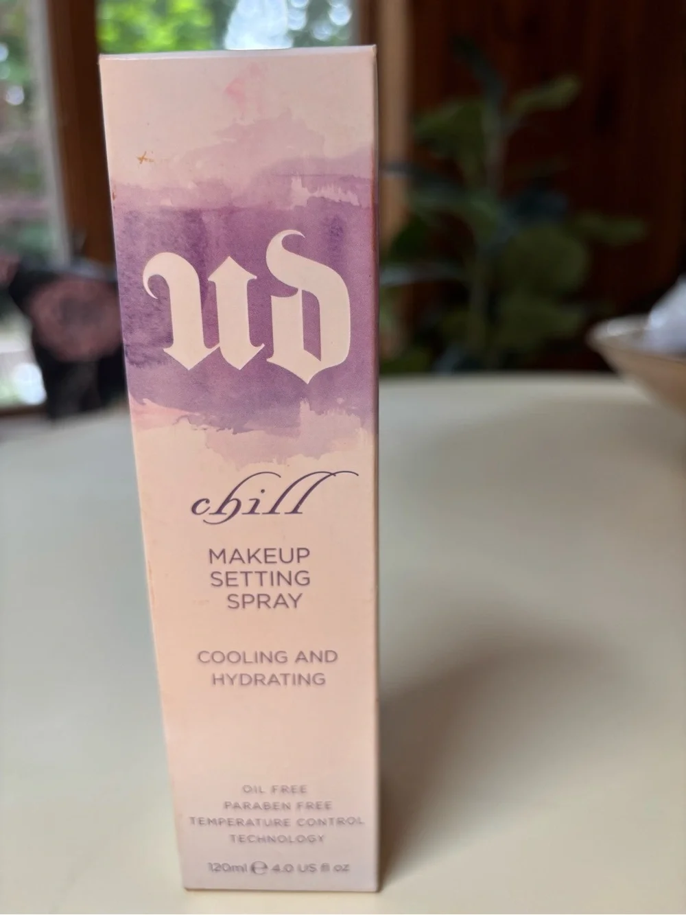 Urban Decay Chill Makeup Setting Spray — Lavender/Pastel Purple