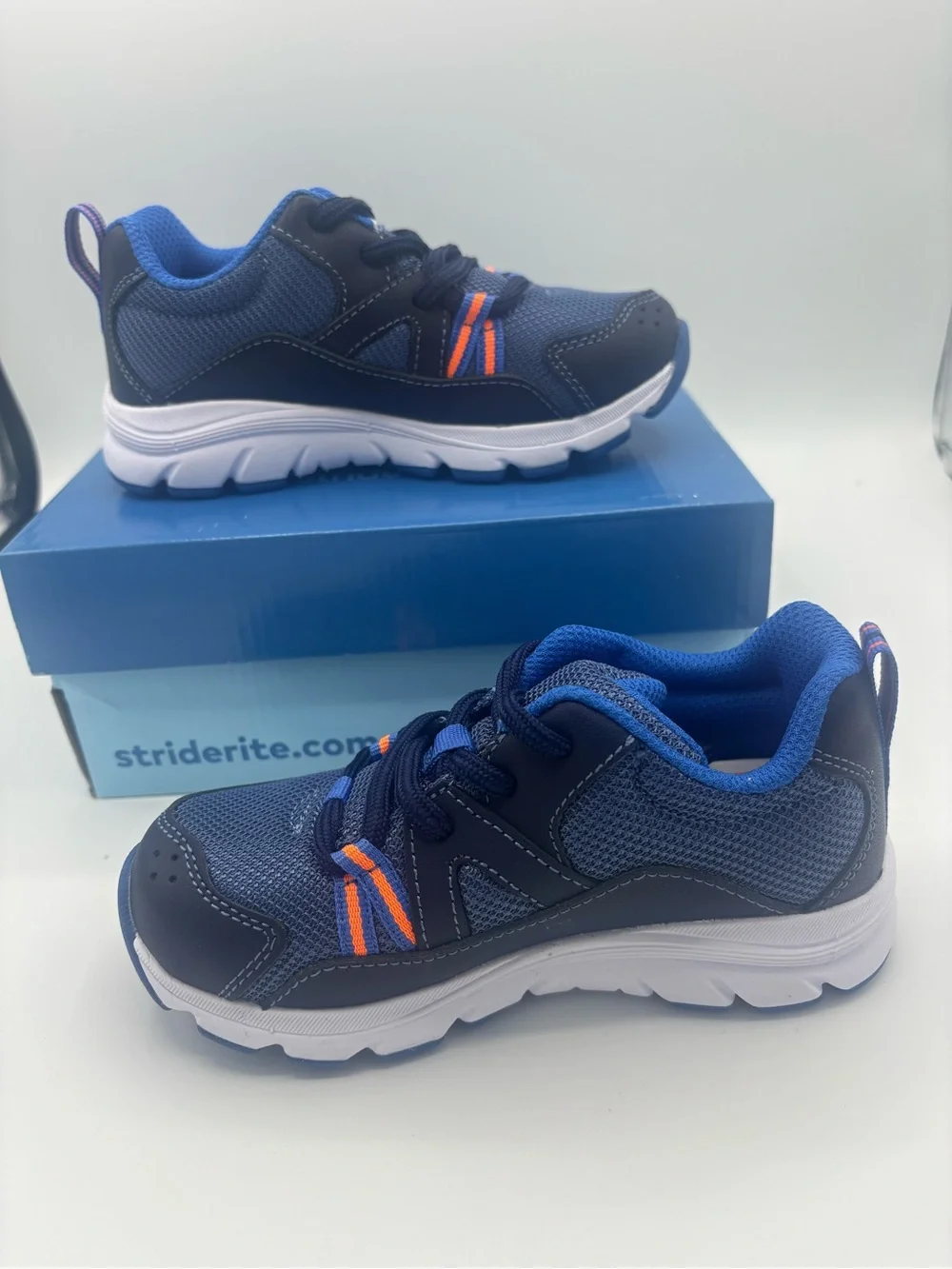 Stride Rite Boys Athletic Journey sneaker 10.5 Extra Wide width