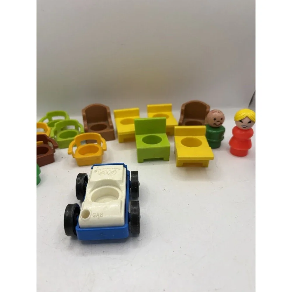 Vintage Fisher Price Little People Lot of 24 Figures Furniture Vehicles