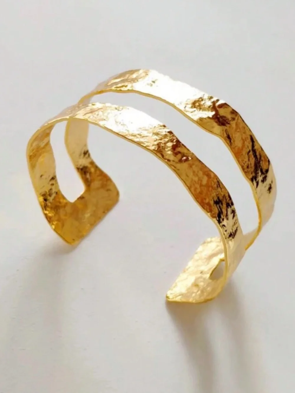 New! Hammered Gold Cuff Bracelet NWOT