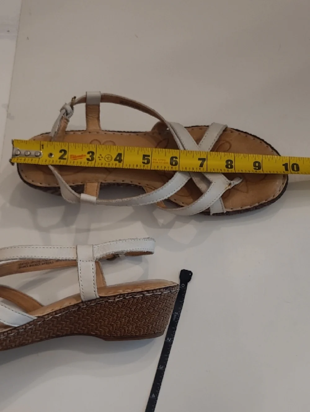 Born Sling Back Sandal Strappy Open Toe Leather Crisscross Wedge Low Stack Heels