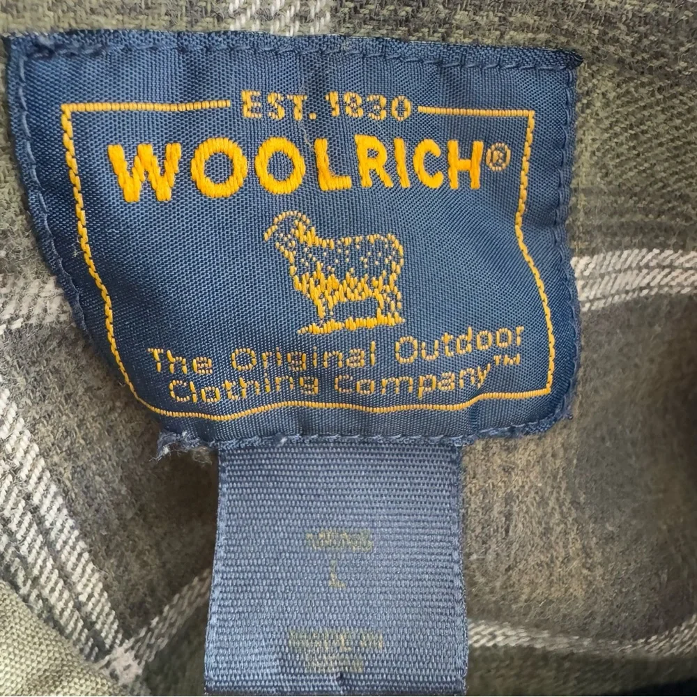 Woolrich classic button