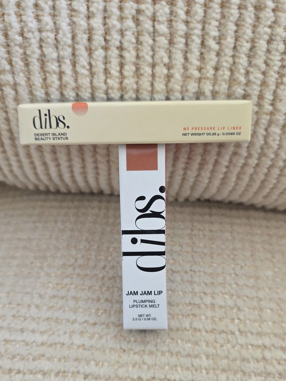 dibs. Jam Jam Lip Plumping Lipstick Melt  Fig Fantasy & Sample Size Lip Liner