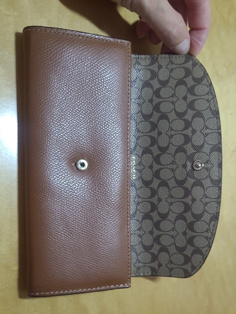 Coach continental style