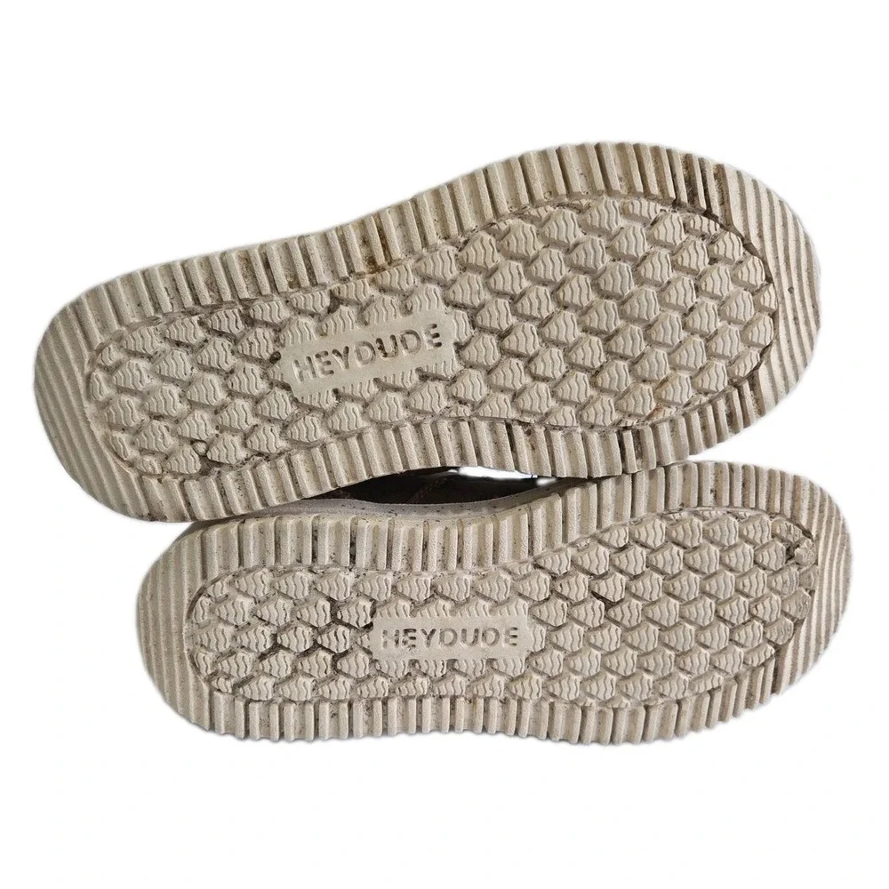 Hey Dude slip into
