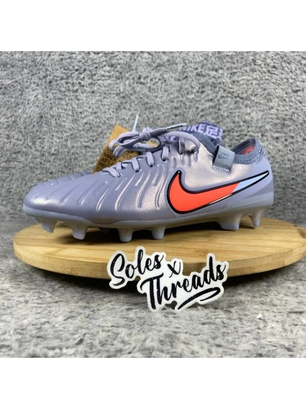 Nike item tiempo