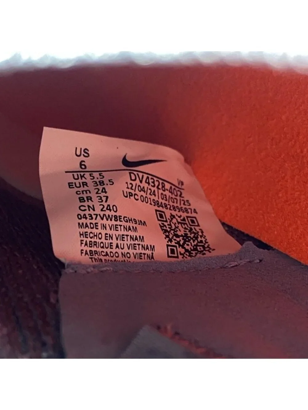 Nike item tiempo