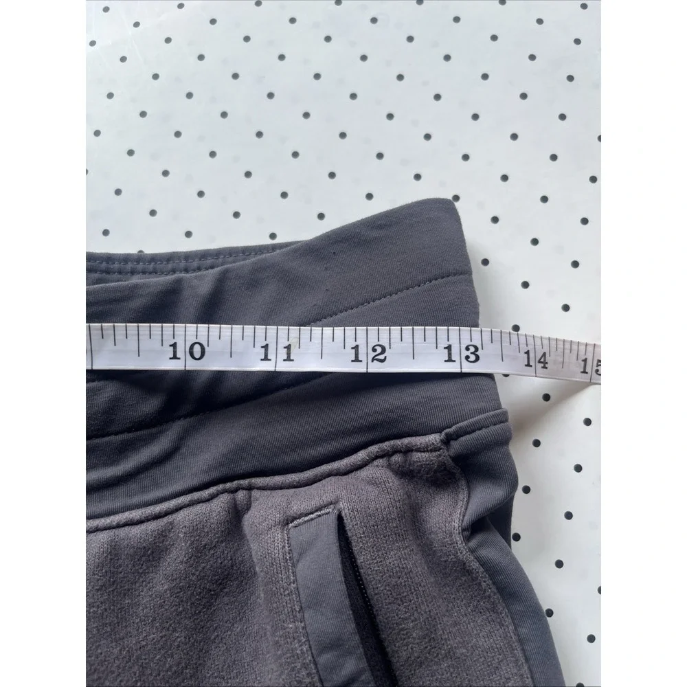 Lululemon Scuba Jogger Gray Fleece Lined Sweatpants Women's 4 Zip Pocket